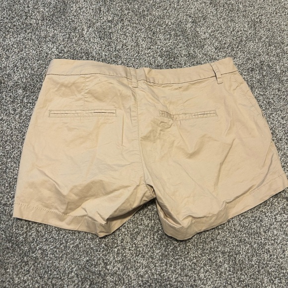 💚💚Extended Closet Clearout💚💚  Old Navy Women's Tan Cargo Shorts - Picture 4 of 4
